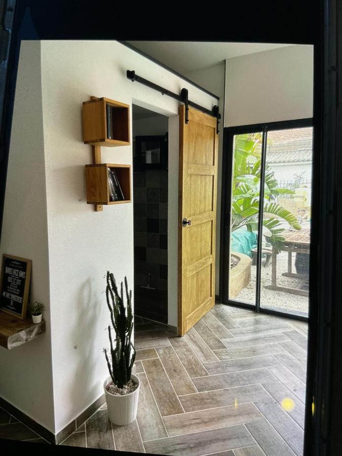 Charmant Studio Dans Villa - Jardin Privatif . Ла-Сейн-сюр-Мер Экстерьер фото